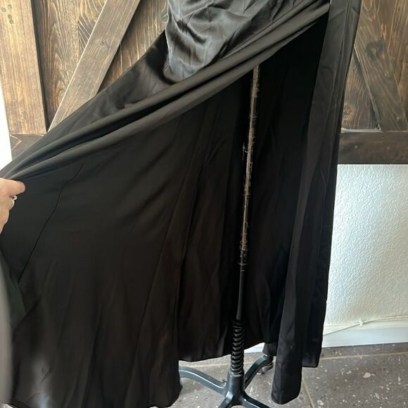New Sexy Black Satin Off The Shoulder Pleated Long Prom Formal Dress - Picture 8 of 16